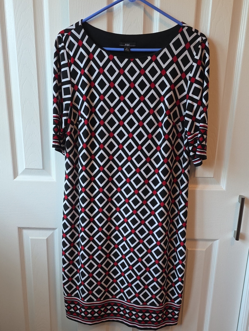 R&K Black Geometric Diamond Tunic with White and Red Pattern